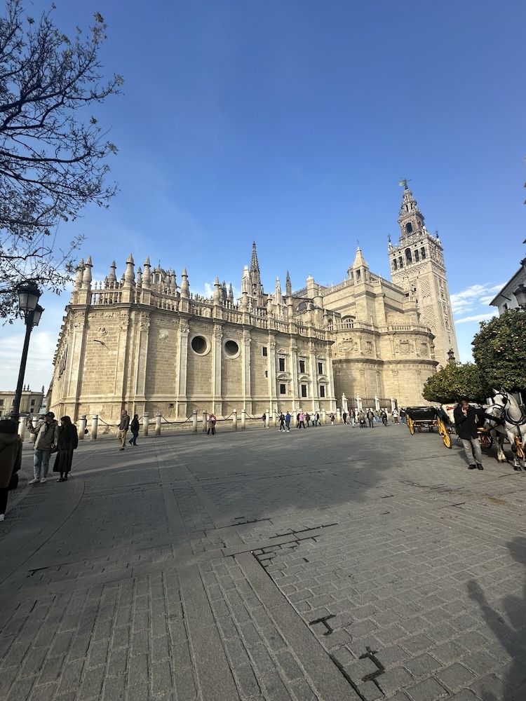 Sevilla – katedrala in Giralda