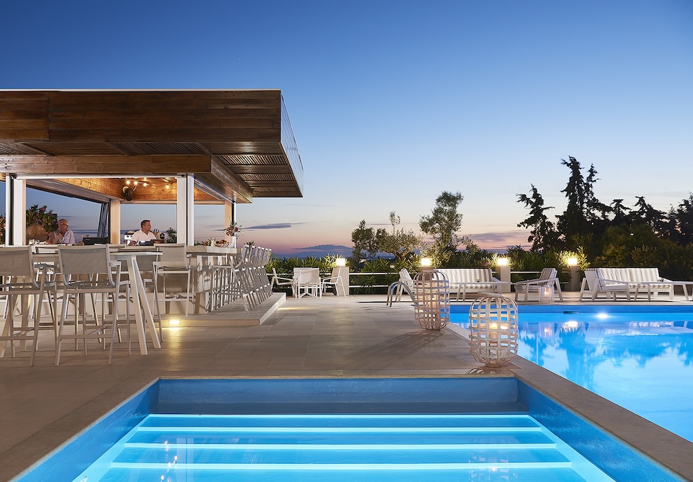 Plažni bar na Halkidikiju in sproščeno poletno vzdušje