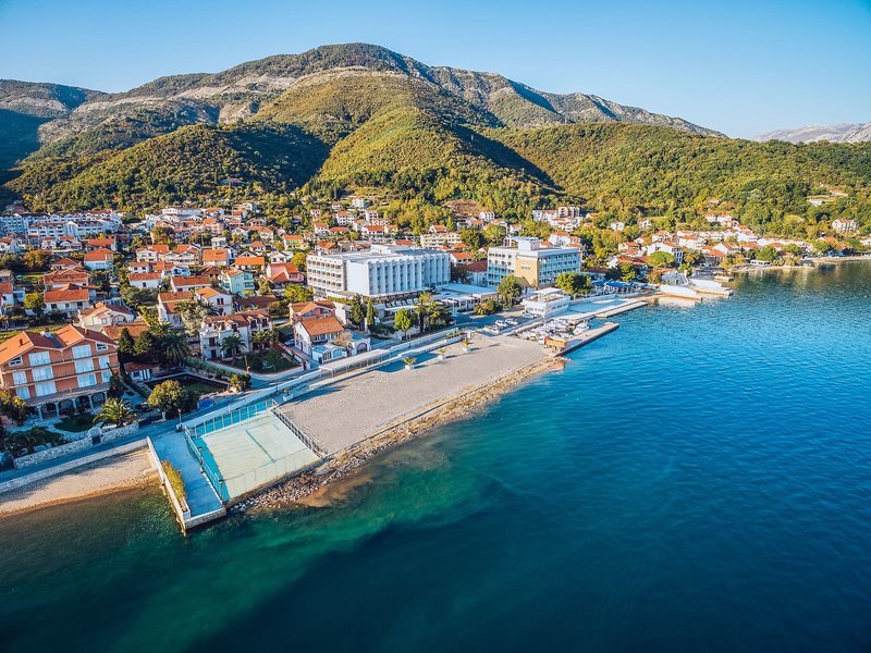 Carine hotel Delfin Crna Gora