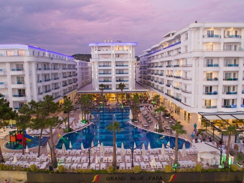 Grand Blue Fafa Albanija
