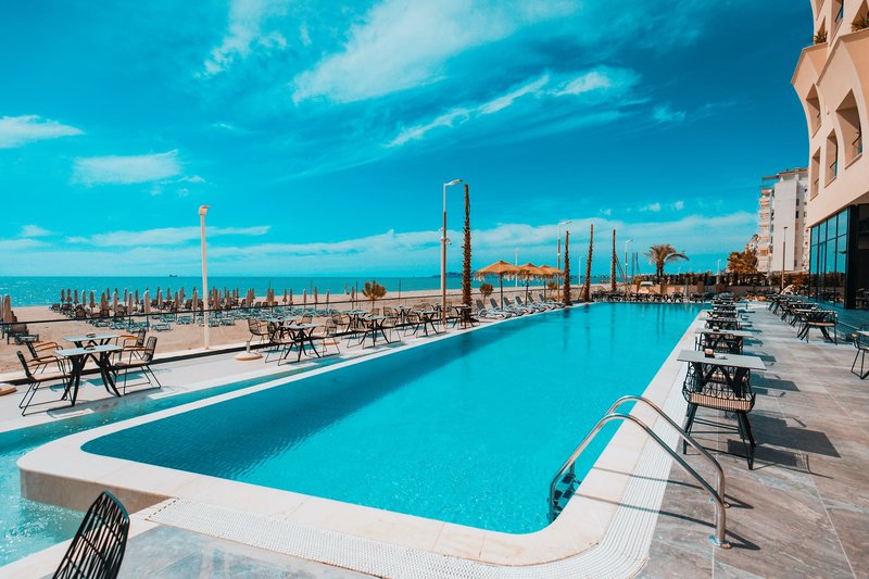 Royal G Deluxe Hotel Spa