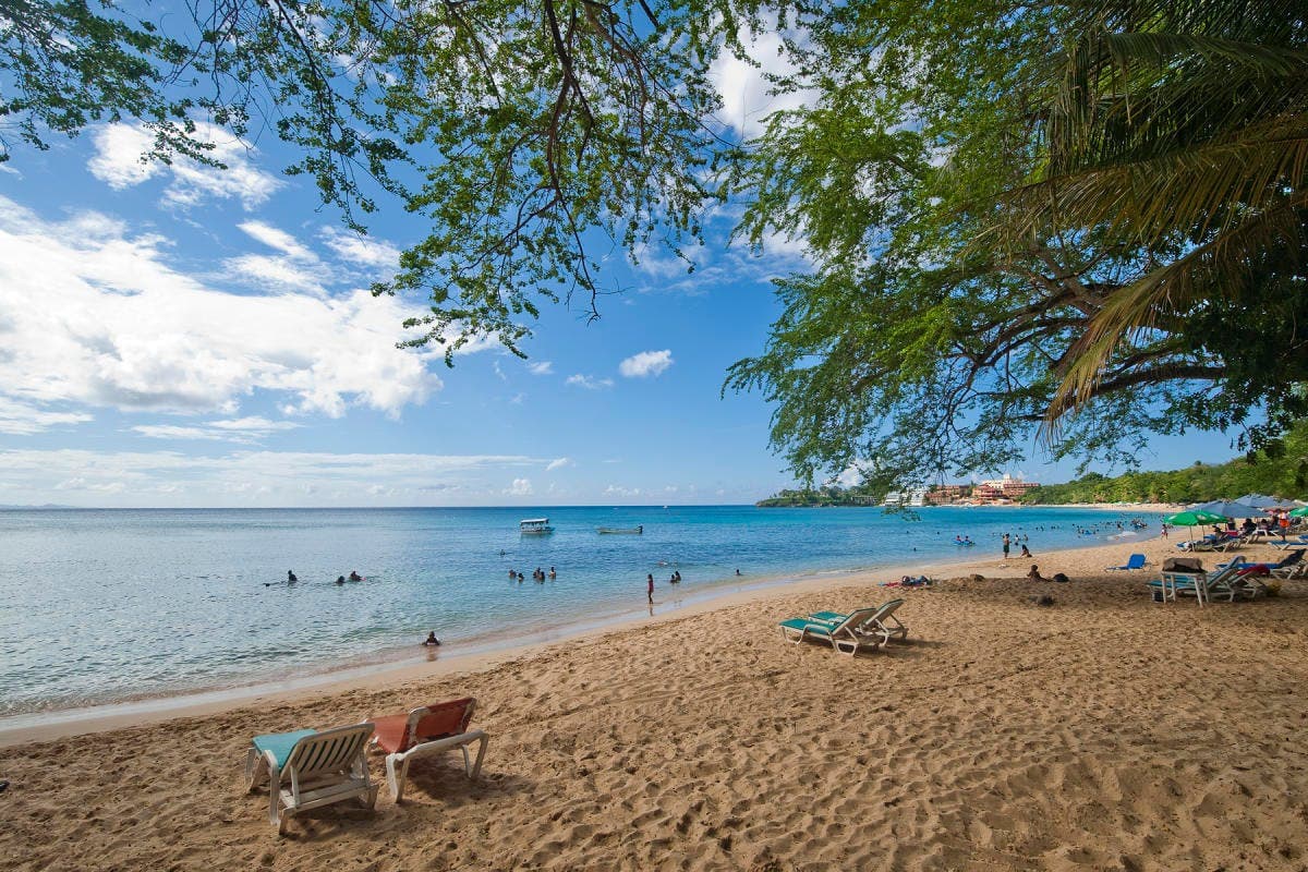 Playa Sosua v Dominikanski republiki kot priljubljena plaža za snorklanje in potapljanje