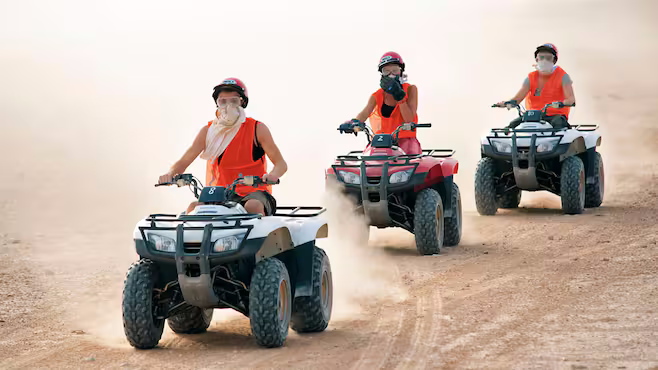 Safari s štirikolesniki po puščavi pri Šarm el Šejku v Egiptu