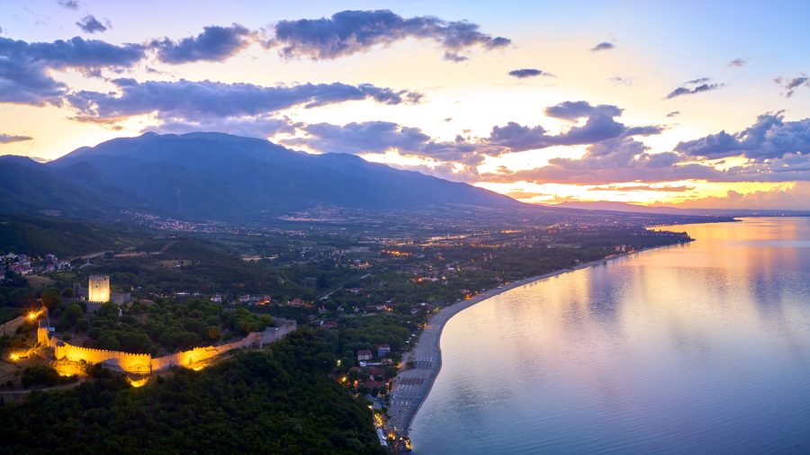 Peščena plaža na Olimpijski rivieri v Grčiji