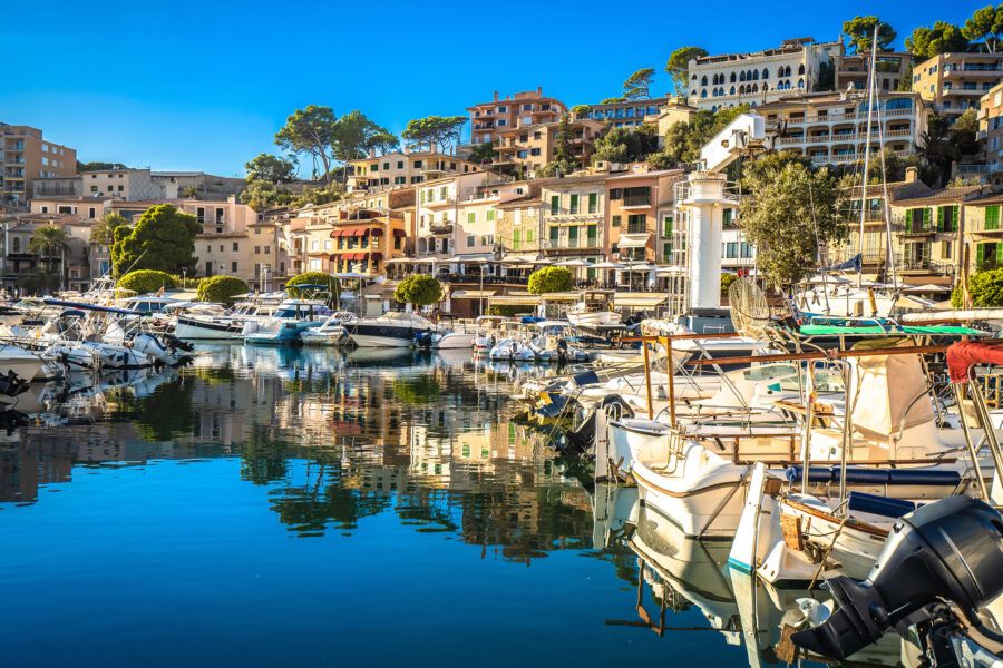 Port de Soller Mallorca zaliv promenada plaža