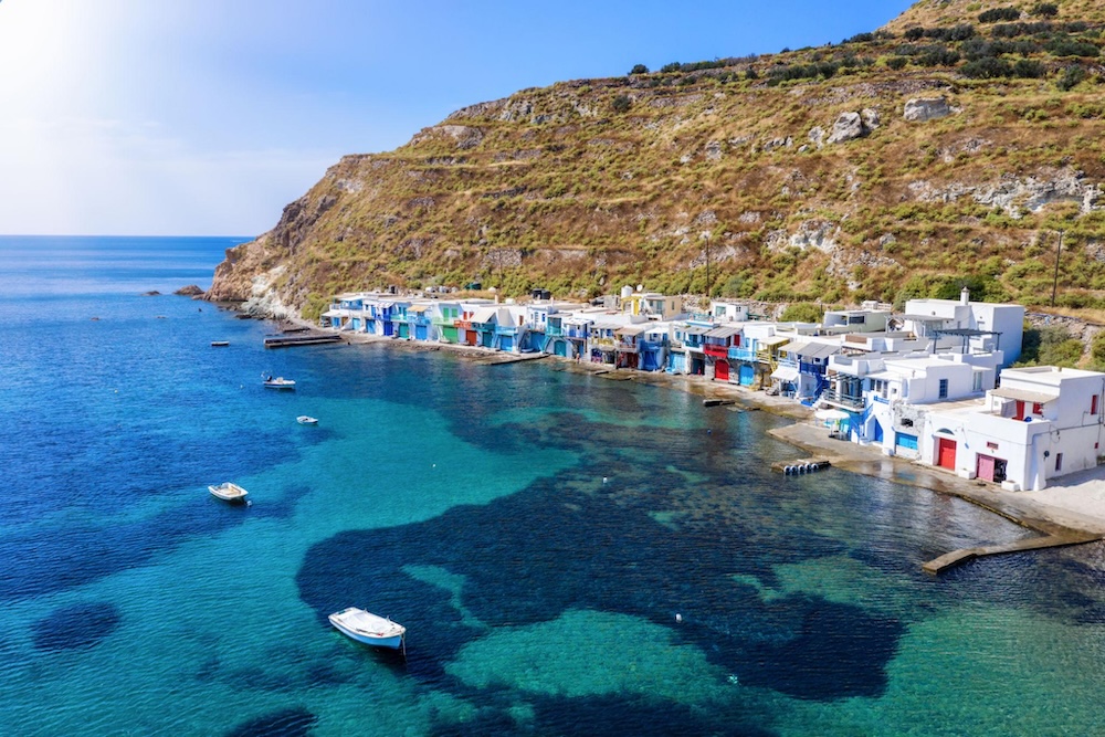 Klima Milos – pisane ribiške hišice ob morju na otoku Milos