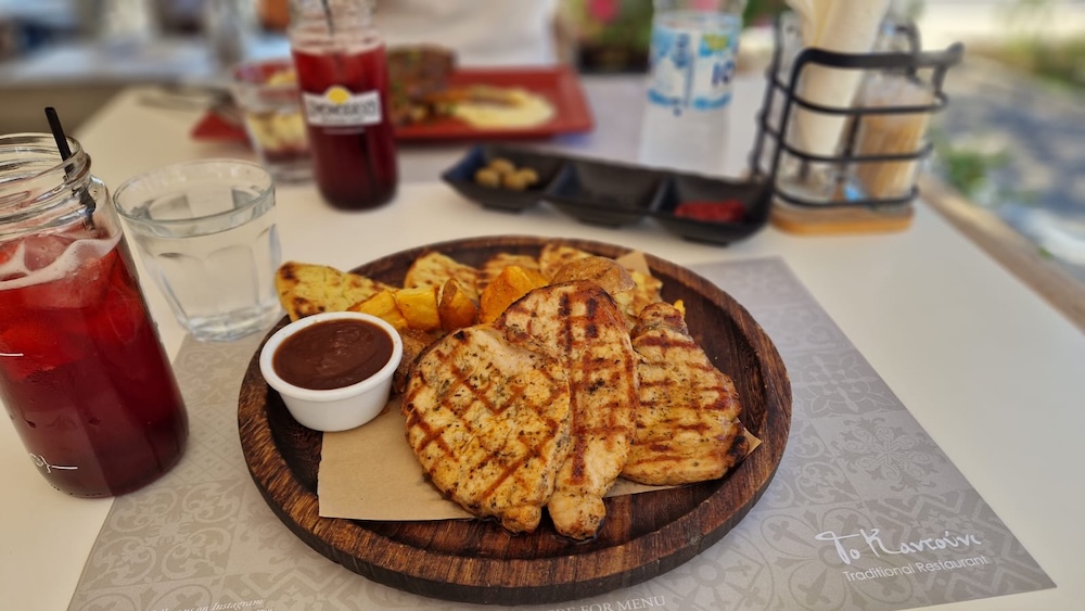 Santorini prehrana na ulici2