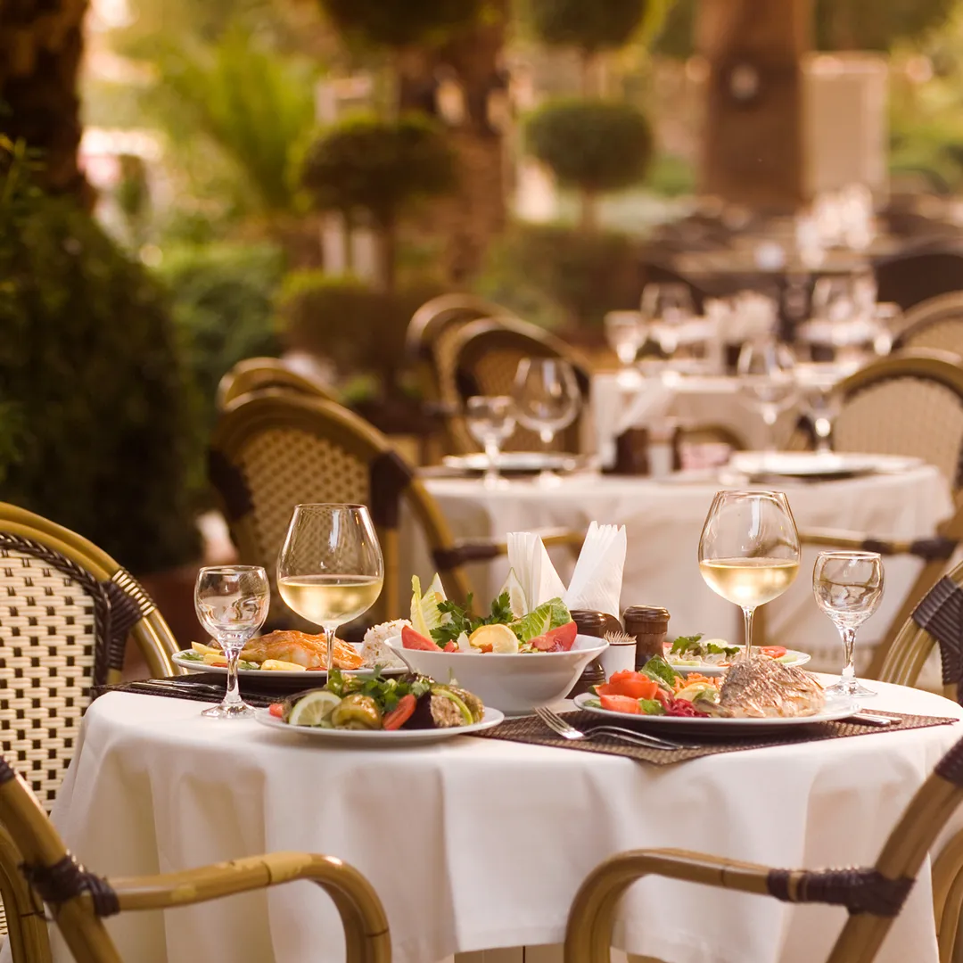 Samopostrežni bife in kulinarika v hotelu Gardenia