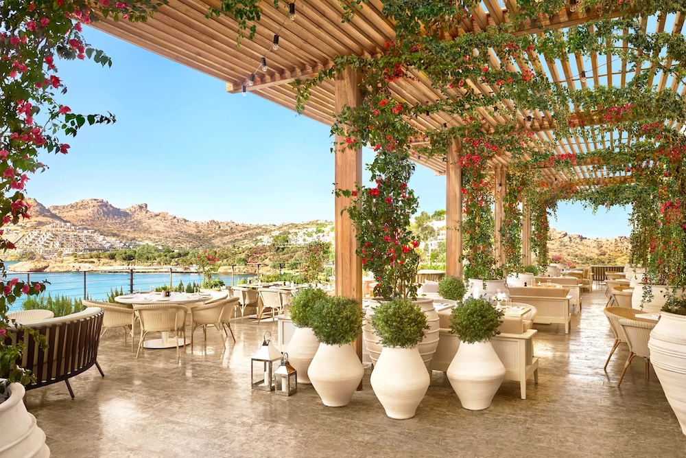 The Bodrum EDITION luksuzni hotel z infinity bazenom